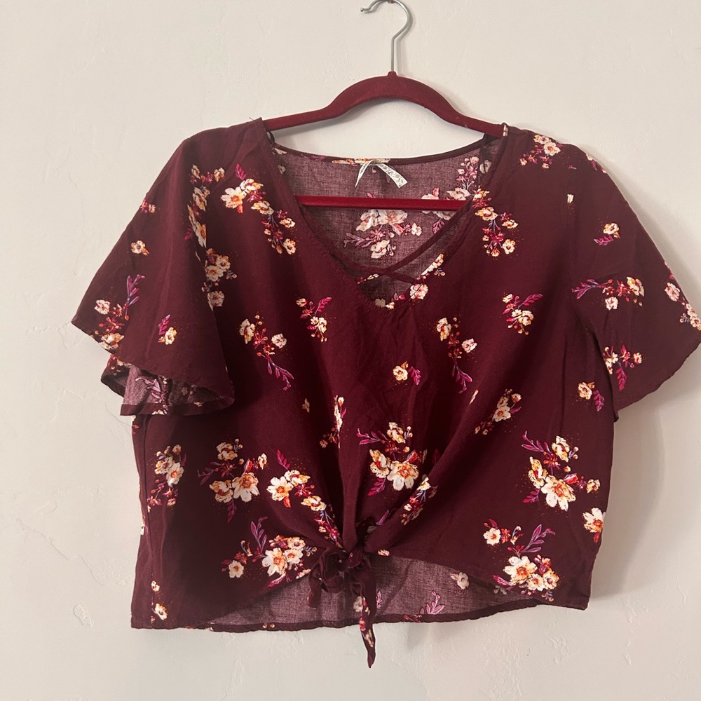 Mudd brand cropped blouse